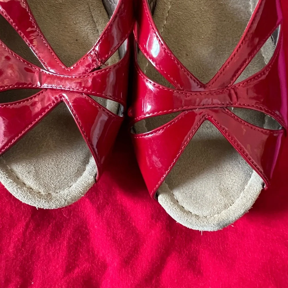Steve Madden Red cheetah wedges - Picture 5 of 6